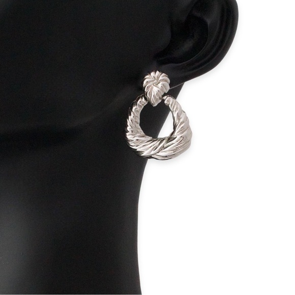 Vintage Vendome Doorknocker Earrings Textured Silver Tone Dangle Hoop - Picture 4 of 4